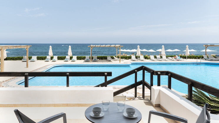 Double Bungalow Sea View